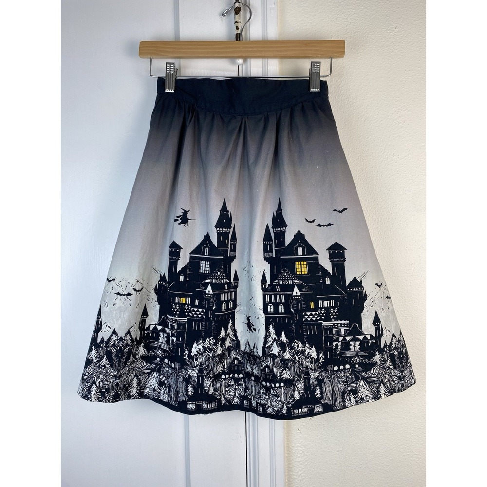 Modcloth Women's XS Gray Black Lined Witchy Halloween A-Line Skirt
